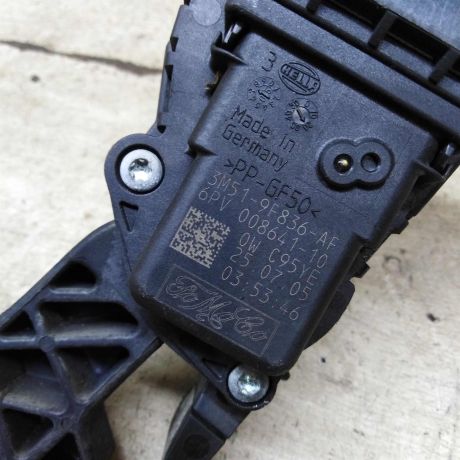 pedal-gaza-ford-c-max-dorestailing-art-102648-big-2