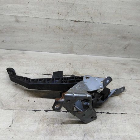 pedal-scepleniia-ford-c-max-dorestailing-art-102649-big-3