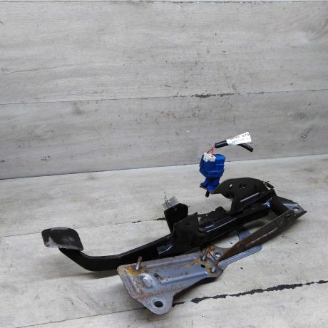 pedal-tormoza-mazda-3-bk-art-102933-big-0