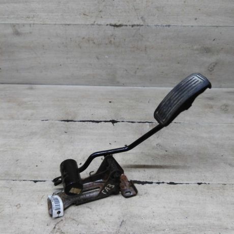 pedal-scepleniia-mazda-3-bk-art-102934-big-0