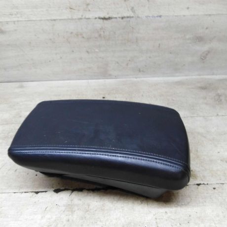 podlokotnik-geely-emgrand-x7-art-103290-big-0