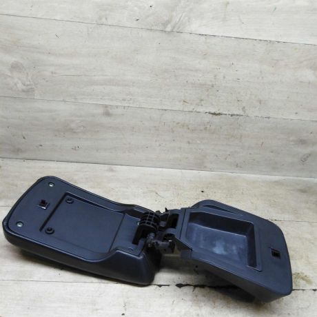 podlokotnik-geely-emgrand-x7-art-103290-big-2