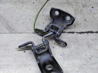 petlia-dveri-peredniaia-levaia-geely-emgrand-x7-art-103575