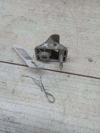 kriucok-solncezashhitnogo-kozyrka-hyundai-getz-art-103803-big-0