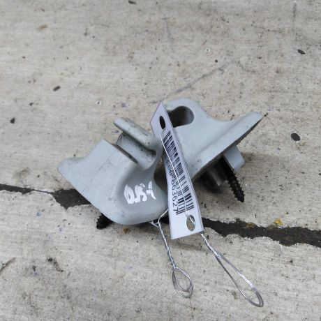 kriucok-solncezashhitnogo-kozyrka-volkswagen-jetta-5-art-103840-big-1