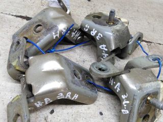 petlia-dveri-zalniaia-nissan-almera-n16-art-103871