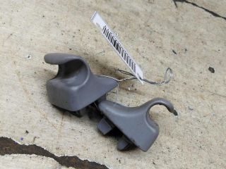 kriucok-solncezashhitnogo-kozyrka-nissan-almera-n16-art-103877