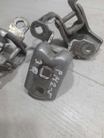 petlia-dveri-renault-megane-ii-art-104387-big-2