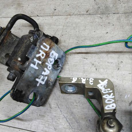 petlia-dveri-volkswagen-bora-volkswagen-golf-4-art-104390-big-1