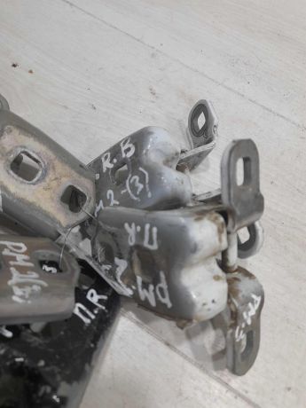 petlia-dveri-renault-megane-ii-art-104401-big-1