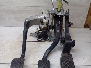 pedalnyi-uzel-volkswagen-passat-b5-audi-a4-b5-skoda-superb-audi-a6-c5-volkswagen-passat-b5-gp-art-104657