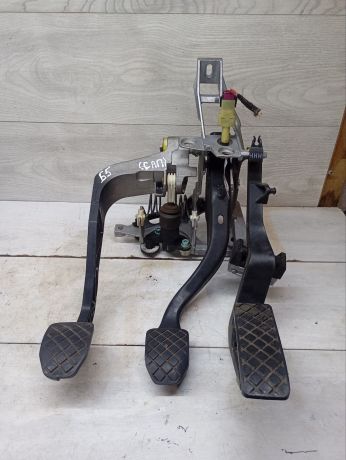 pedalnyi-uzel-volkswagen-passat-b5-audi-a4-b5-skoda-superb-audi-a6-c5-volkswagen-passat-b5-gp-art-104657-big-0