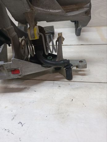 pedalnyi-uzel-volkswagen-passat-b5-audi-a4-b5-skoda-superb-audi-a6-c5-volkswagen-passat-b5-gp-art-104657-big-4