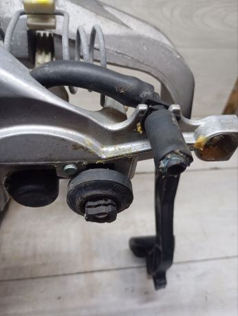 pedalnyi-uzel-volkswagen-passat-b5-audi-a4-b5-skoda-superb-audi-a6-c5-volkswagen-passat-b5-gp-art-104657-big-8