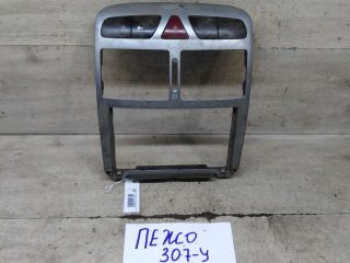 ramka-magnitoly-peugeot-307-art-104704