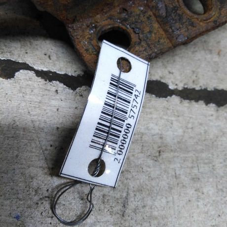 kreplenie-zapasnogo-kolesa-geely-emgrand-x7-art-104814-big-1