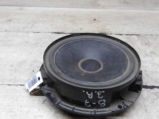 dinamik-akusticeskix-volkswagen-passat-b6-volkswagen-passat-b7-zadnii-art-105054