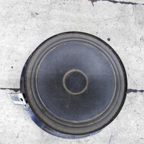 dinamik-akusticeskix-volkswagen-passat-b6-volkswagen-passat-b7-zadnii-art-105054-big-2