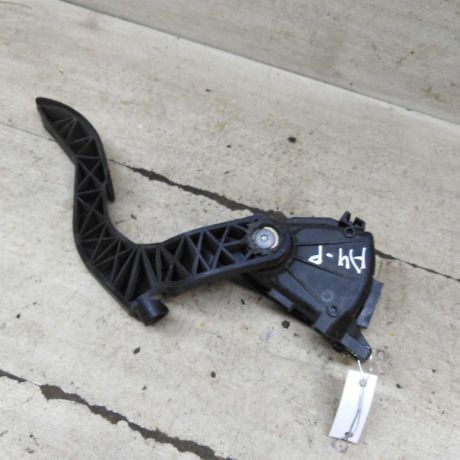pedal-gaza-audi-a4-b6-audi-a4-b7-art-105093-big-2