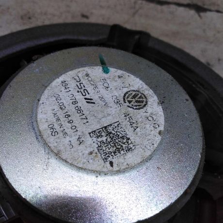 dinamik-akusticeskii-perednii-volkswagen-jetta-vi-art-105484-big-2