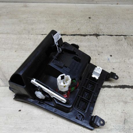 pepelnica-volkswagen-jetta-5-art-105508-big-1