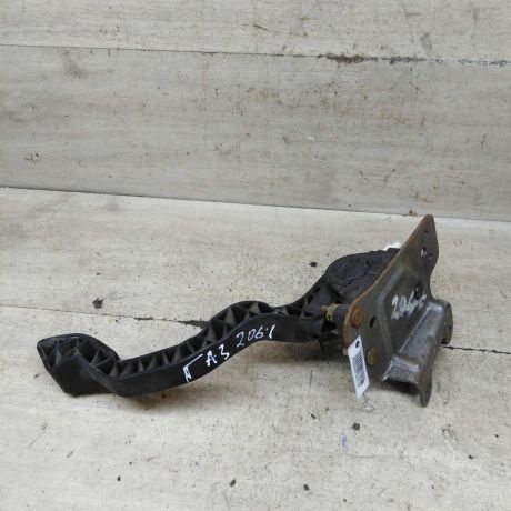 pedal-gaza-peugeot-206-restailing-art-105531-big-0