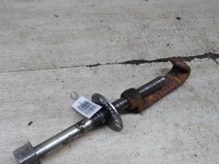 kreplenie-zapasnogo-kolesa-citroen-xsara-wagon-art-105568