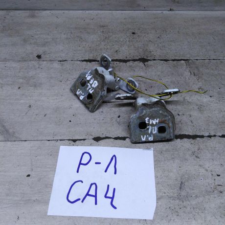 petlia-dveri-peredniaia-levaia-renault-logan-i-art-105744-big-2