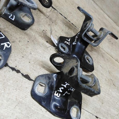 petlia-dveri-chrysler-concorde-art-107248-big-2