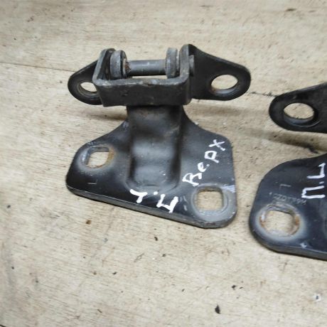 petlia-dveri-chrysler-concorde-art-107248-big-1