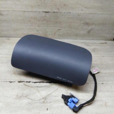 poduska-bezopasnosti-airbag-pravaia-v-torpedo-kia-shuma-ii-kia-spectra-ii-art-107277-big-0