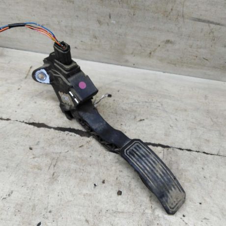 pedal-gaza-toyota-corolla-x-e140-e150-art-107811-big-0