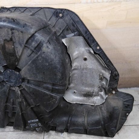 kreplenie-zapasnogo-kolesa-nisa-renault-megane-2-sedan-art-108005-big-1