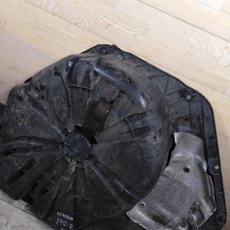 kreplenie-zapasnogo-kolesa-nisa-renault-megane-2-sedan-art-108005-big-3