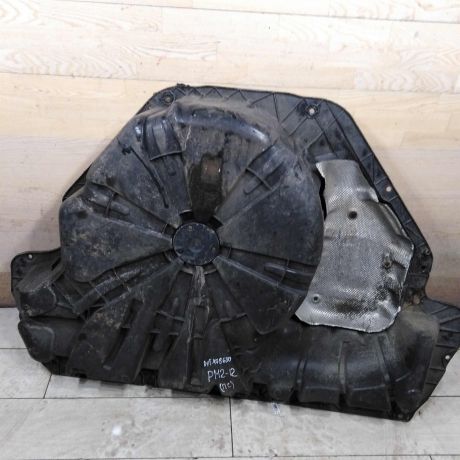 kreplenie-zapasnogo-kolesa-nisa-renault-megane-2-sedan-art-108005-big-2