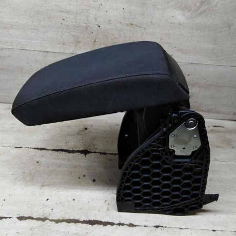 podlokotnik-skoda-octavia-a5-restailing-art-108180-big-0