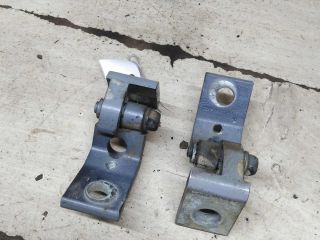 petlia-dveri-levaia-skoda-octavia-a5-art-108280