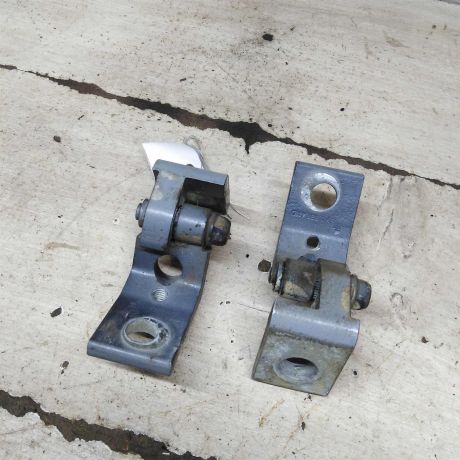 petlia-dveri-levaia-skoda-octavia-a5-art-108280-big-0