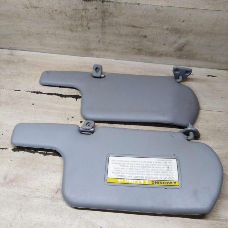 kozyrek-solncezashhitnyi-nissan-almera-classic-art-108452-big-0