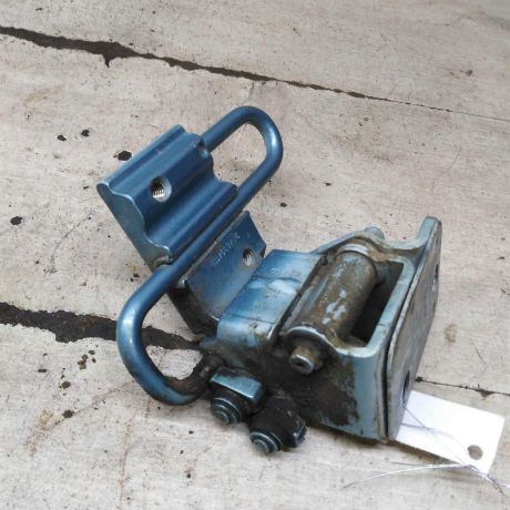 petlia-dveri-zadniaia-levaia-nizniaia-volkswagen-passat-b5-volkswagen-passat-b5-gp-art-109380-big-0