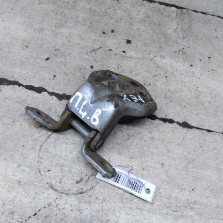 petlia-dveri-peredniaia-levaia-verxniaia-hyundai-elantra-iii-art-109502-big-2