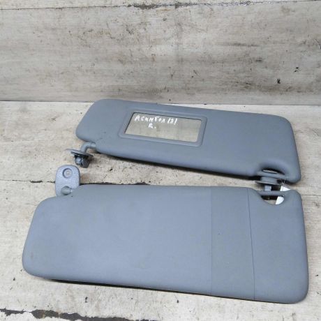 kozyrek-solncezashhitnyi-renault-symbol-i-art-109536-big-0