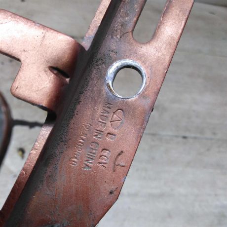 petlia-kapota-pravaia-chery-kimo-a1-art-109659-big-2