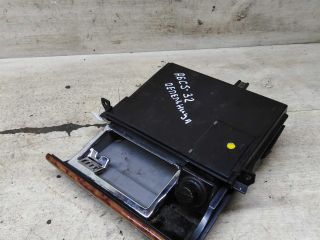 pepelnica-audi-a6-c5-art-109727