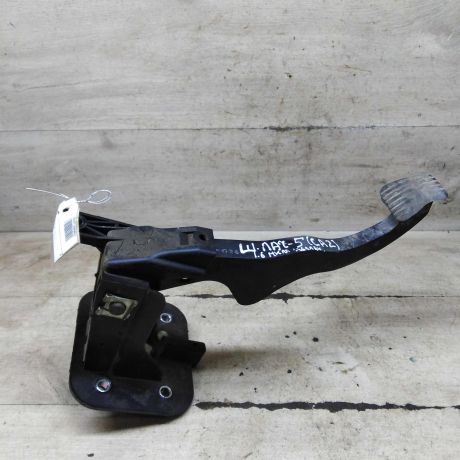 pedal-scepleniia-chevrolet-lacetti-art-109804-big-0