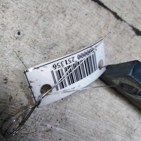 petlia-dverei-peredniaia-levaia-verxniaia-audi-a6-c5-art-109840-big-1