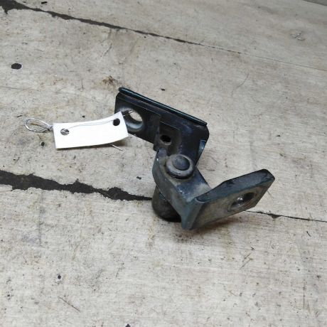 petlia-dverei-peredniaia-levaia-verxniaia-audi-a6-c5-art-109840-big-3