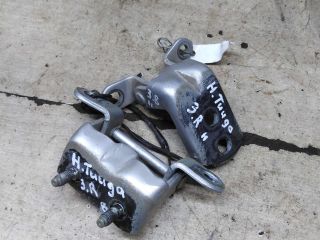 petlia-dveri-zadniaia-pravaia-nissan-tiida-i-art-110065