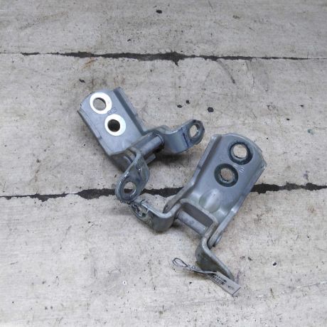 petlia-dveri-peredniaia-levaia-nissan-tiida-i-art-110110-big-0