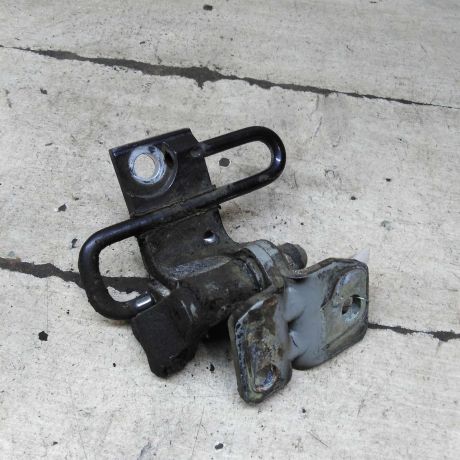 petlia-dveri-zadniaia-levaia-nizniaia-volkswagen-passat-b6-art-110490-big-2